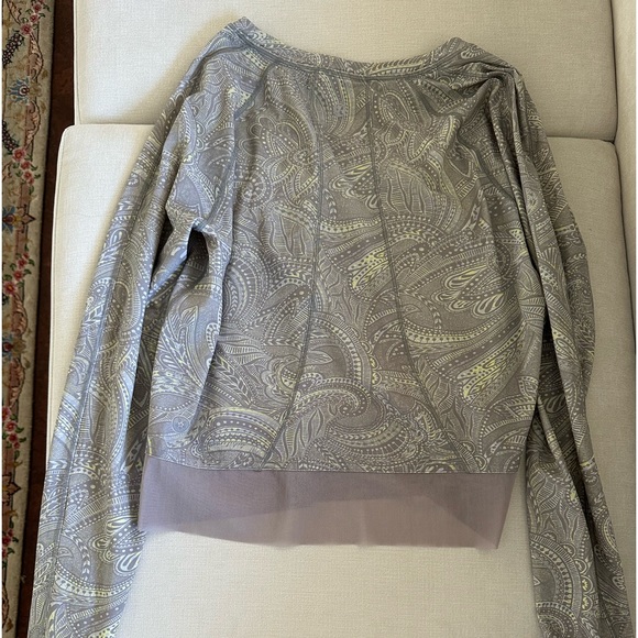 Lululemon Stripe In Stride Long Sleeve size 4 - Picture 4 of 7